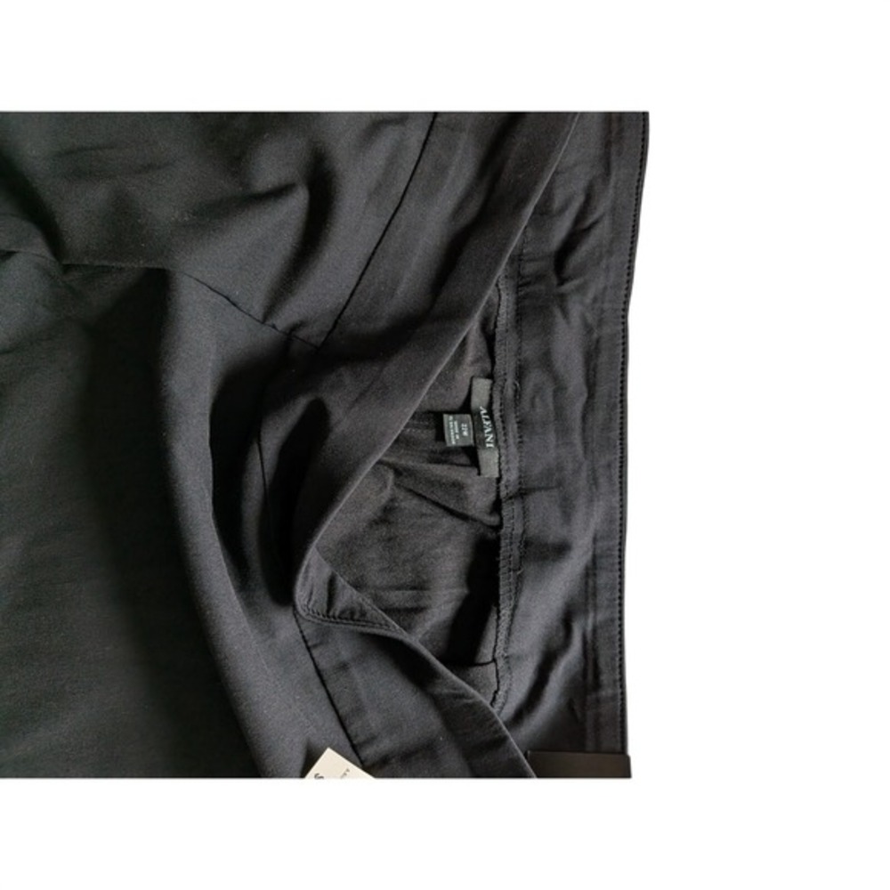 Alfani Womens 22W Tummy Control Capri Pants Deep Black Plus Cropped Trousers NWT - Picture 4 of 7